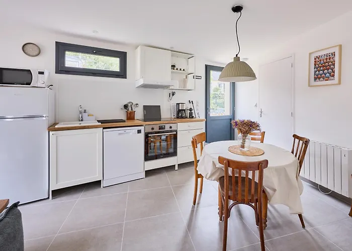 Vicky - Proche Du Port De Carteret * Barneville-Carteret