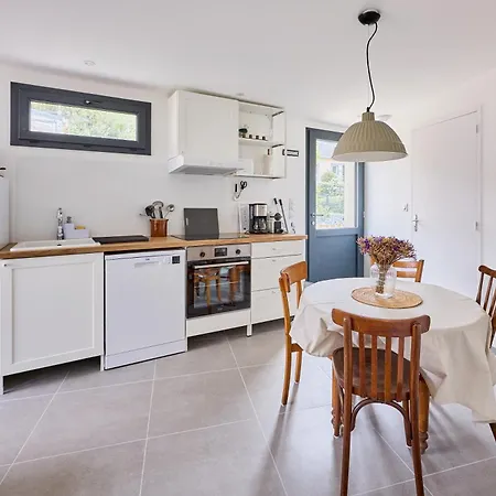 Vicky - Proche Du Port De Carteret * 바르네빌카테레