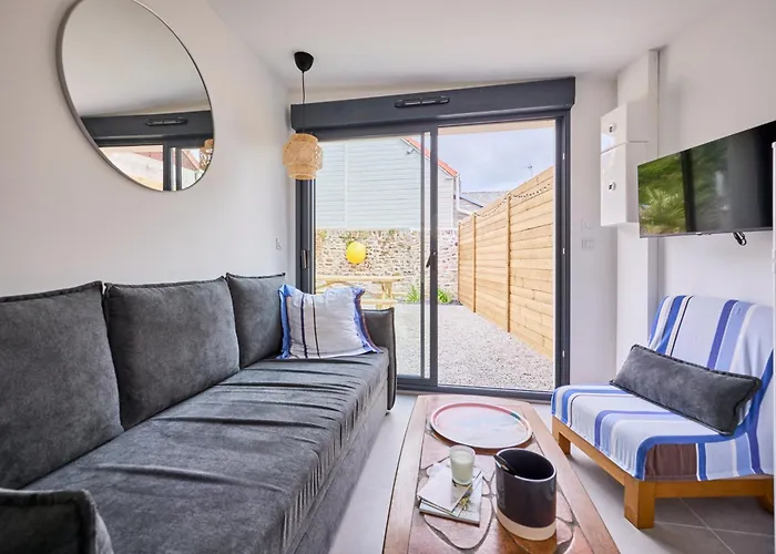 Semesterbostad Vicky - Proche Du Port De Carteret